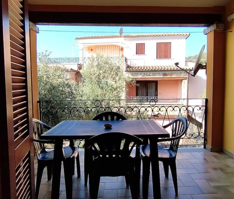 Appartamento Sole E Mare Budoni Exterior foto
