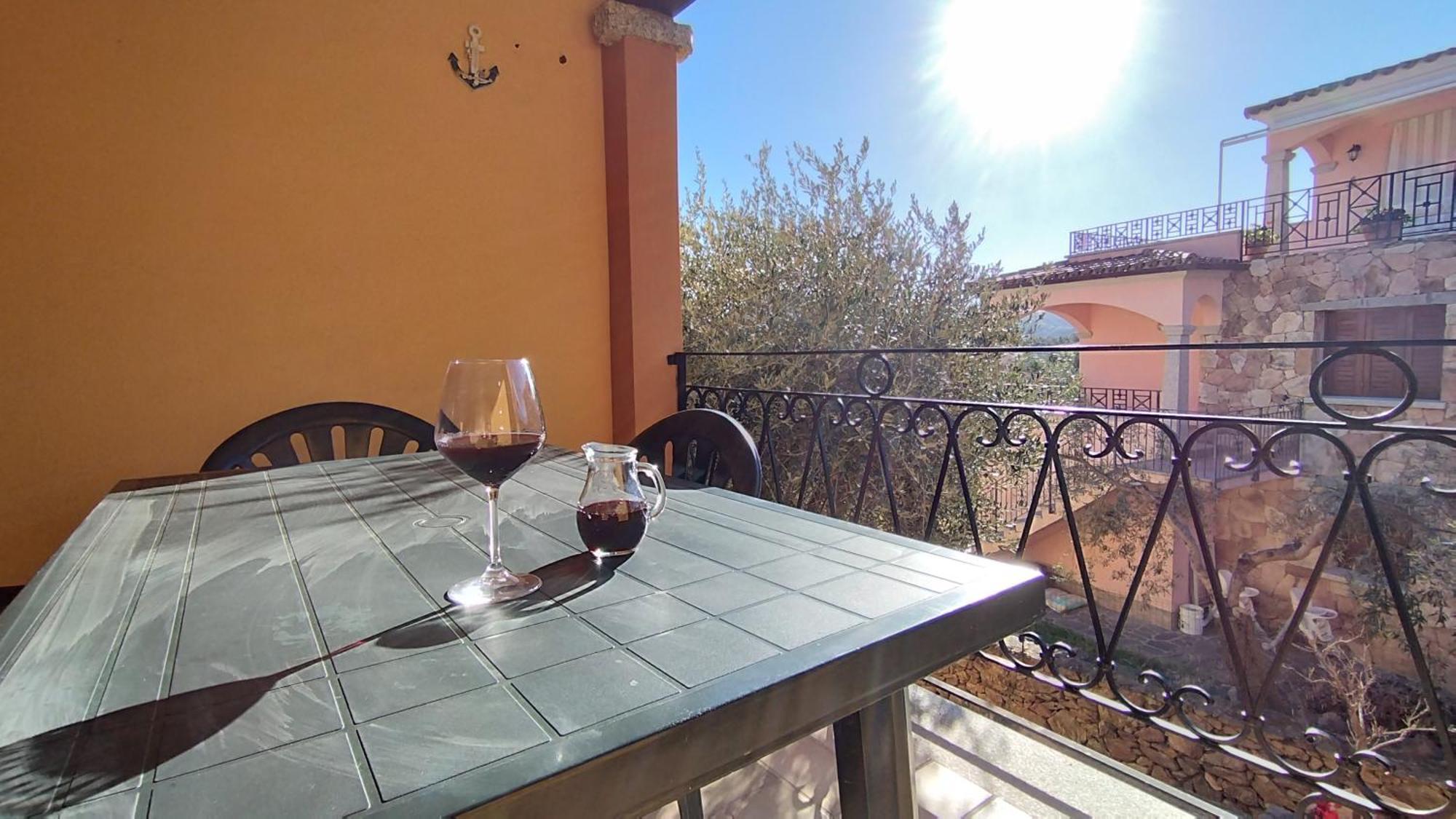 Appartamento Sole E Mare Budoni Exterior foto